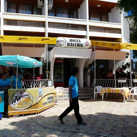 Family Hotel バルチク エクステリア 写真