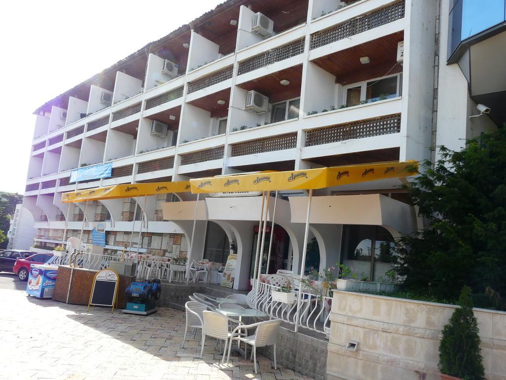 Family Hotel バルチク エクステリア 写真